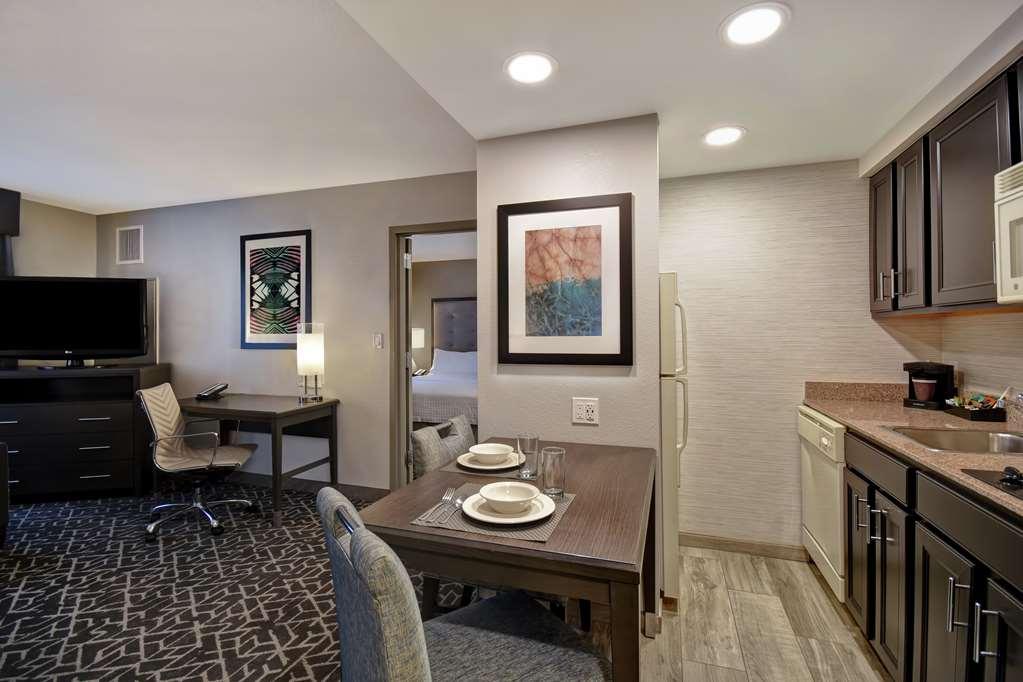 Homewood Suites By Hilton Edgewater-Nyc Area Стая снимка